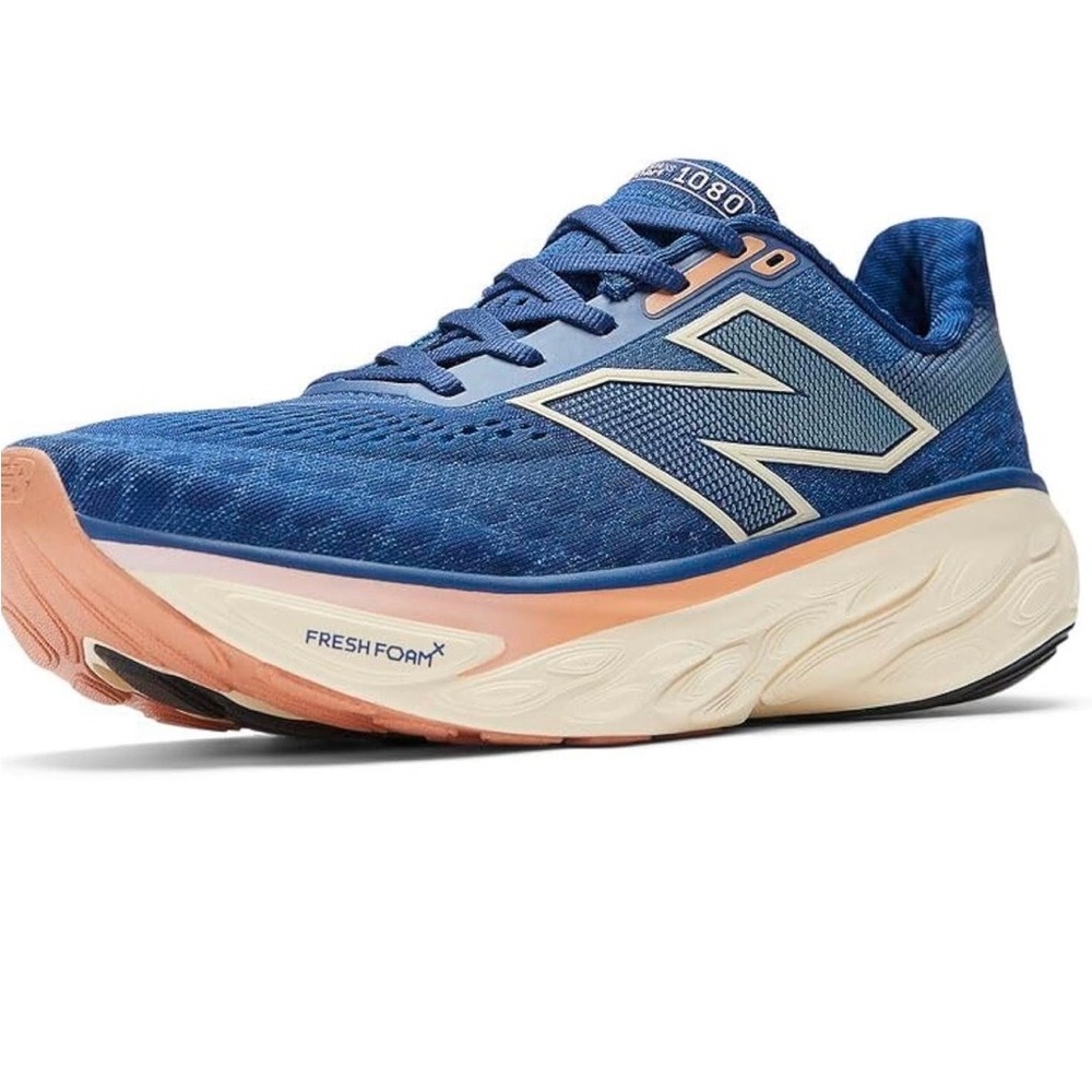 New Balance women’s athletic shoes - Picture 3 of 8